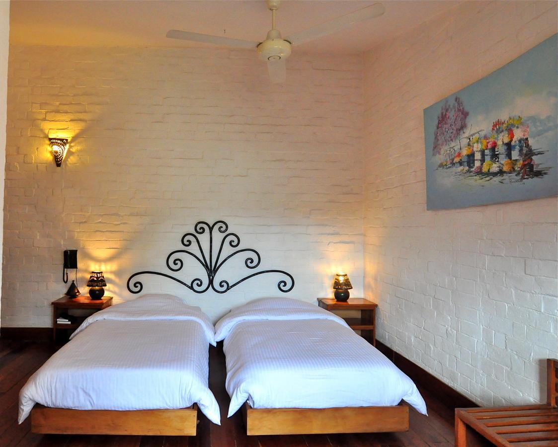 Rova Hotel Antananarivo Exterior photo